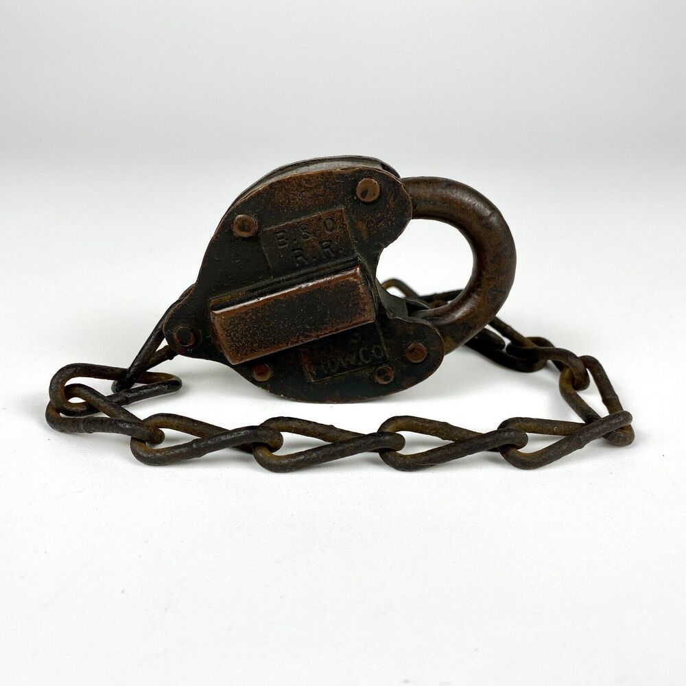 Antique Baltimore & Ohio Railroad Padlock Metal FS Hardware Heart Shaped No Key